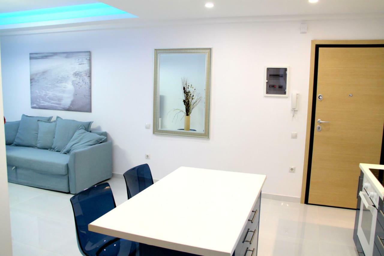 Thiseos 319. Beautiful Apartments Near The Cultural Center Of The Capital. Атина Екстериор снимка